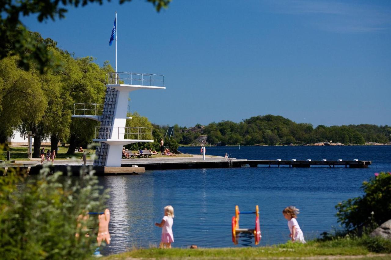 Kronohaektet Hotel Karlskrona Exterior photo